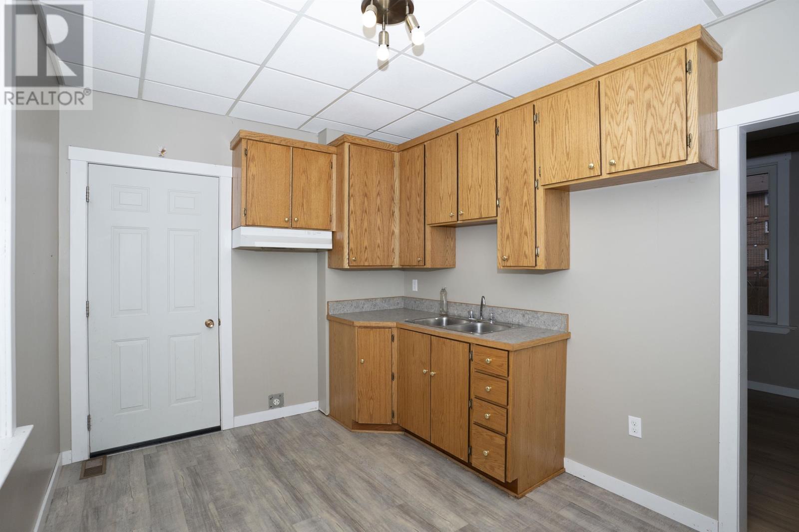 447 Vickers St N, Thunder Bay, Ontario  P7C 4B4 - Photo 12 - TB2600952