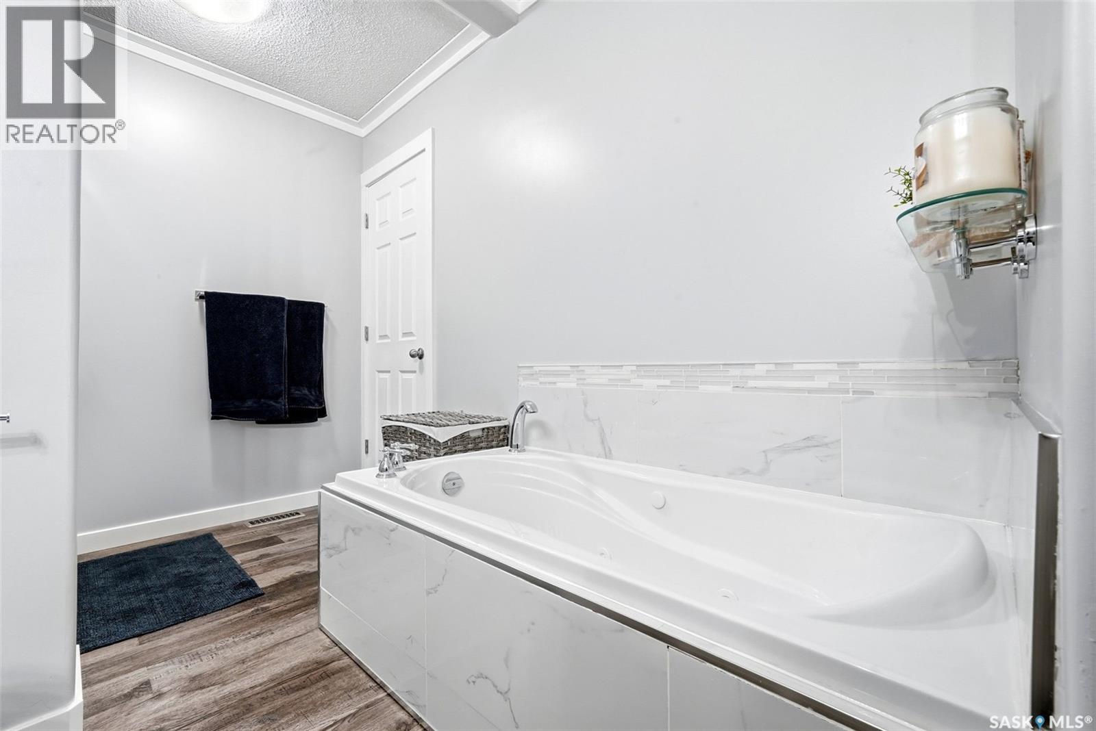 1134 Ferguson Crescent, Regina, Saskatchewan  S4N 6V4 - Photo 12 - SK035098