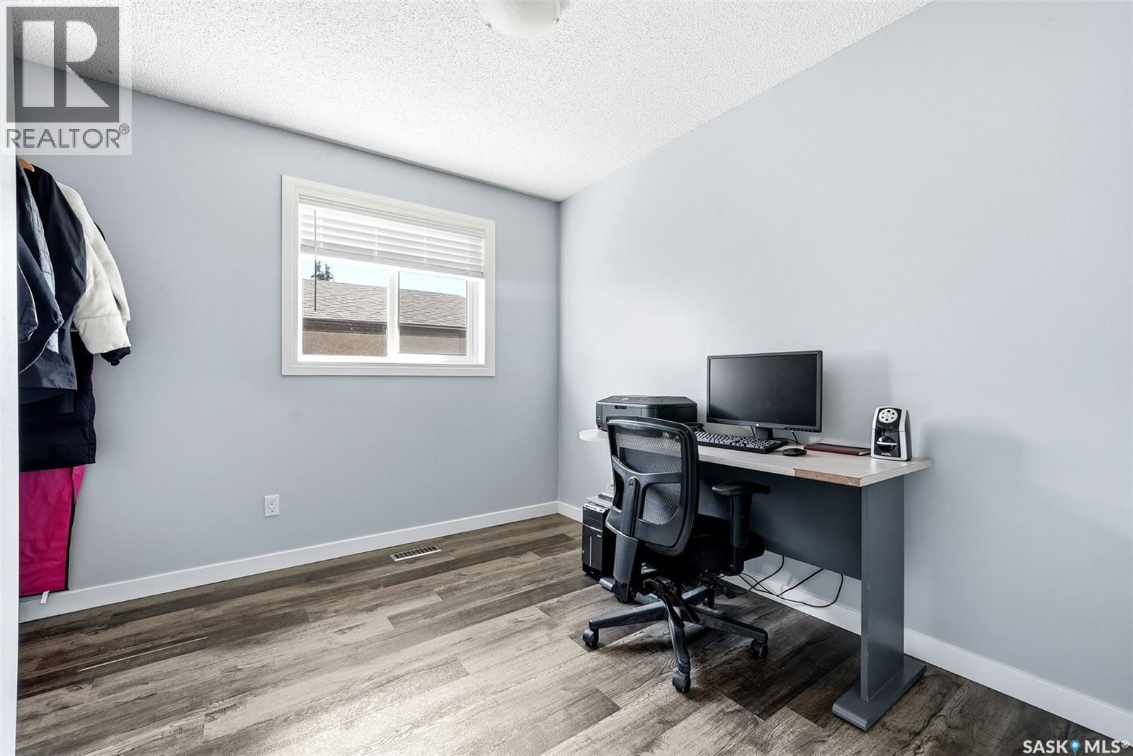 1134 Ferguson Crescent, Regina, Saskatchewan  S4N 6V4 - Photo 15 - SK035098