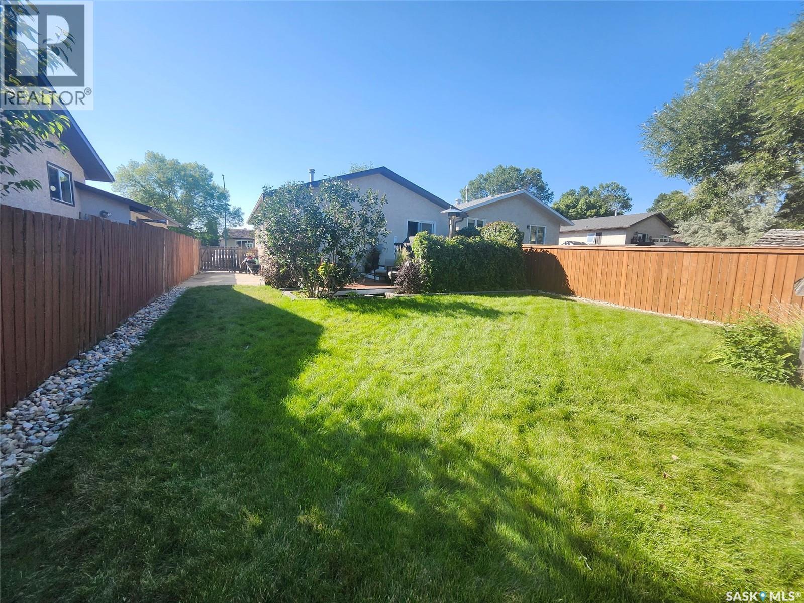 1134 Ferguson Crescent, Regina, Saskatchewan  S4N 6V4 - Photo 29 - SK035098