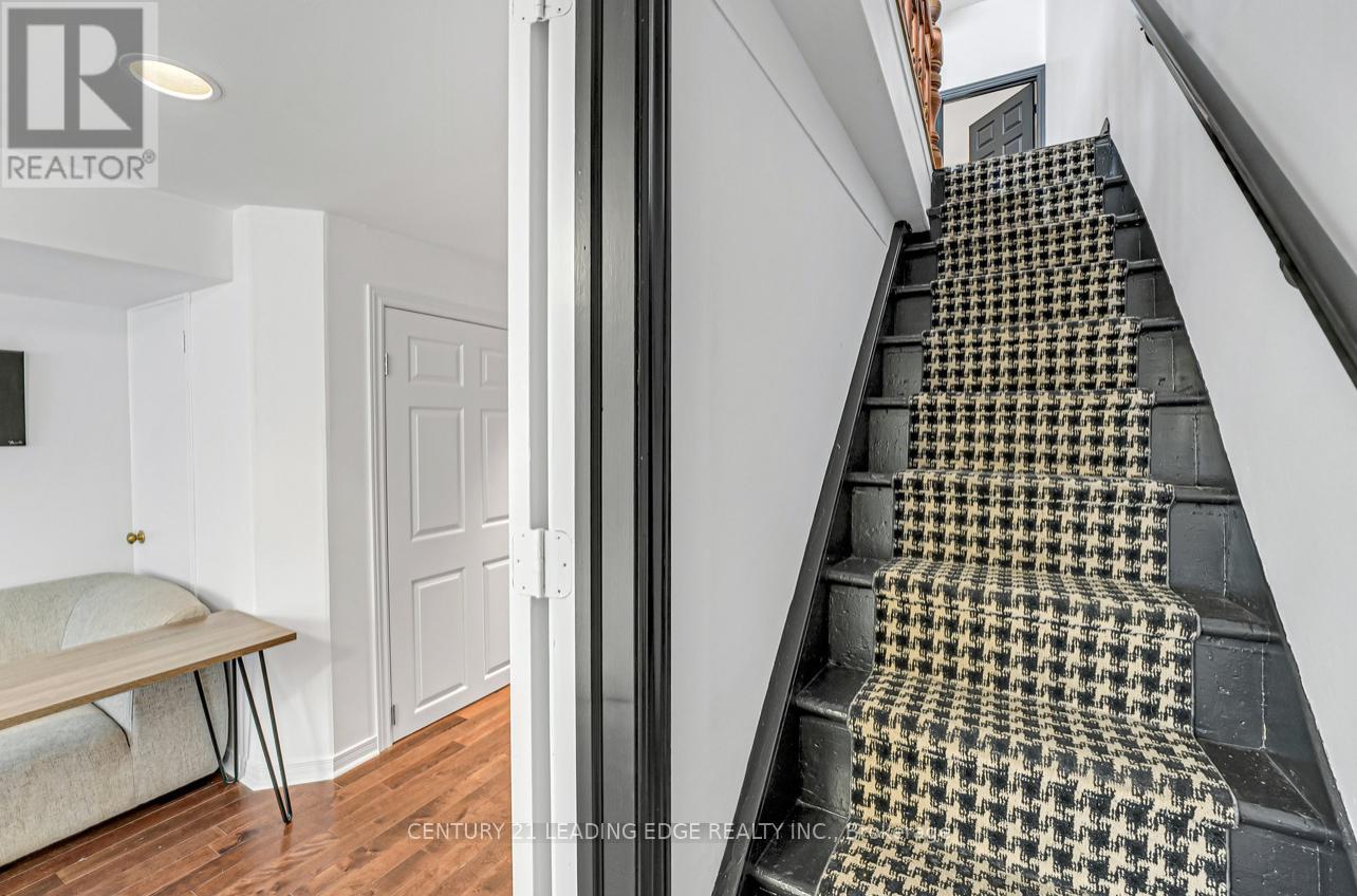 2 Monteith Street, Toronto, Ontario  M4Y 1K7 - Photo 22 - C13099606