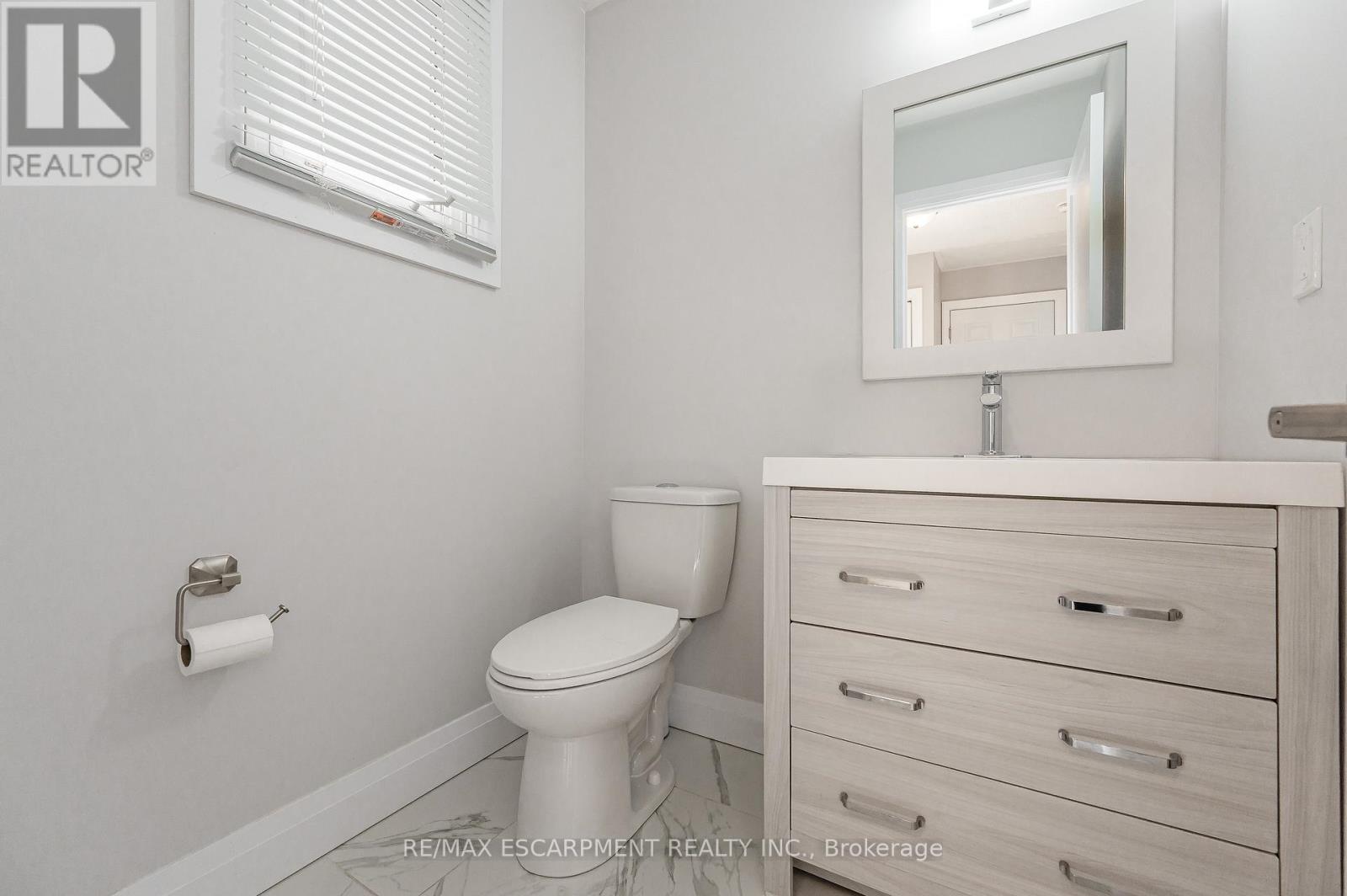 3 Benemar Court, Hamilton, Ontario  L8W 2R1 - Photo 10 - X13100988