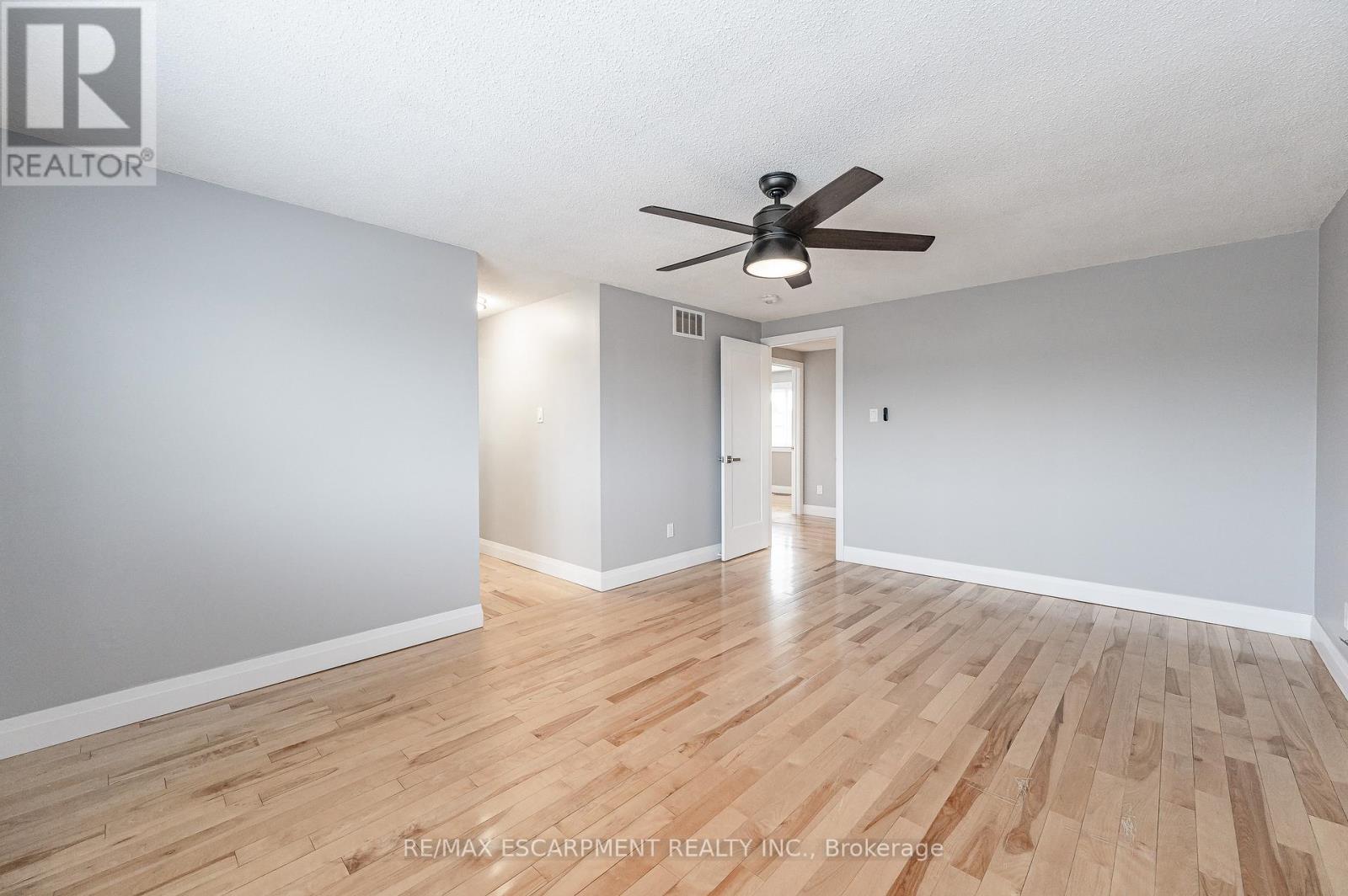 3 Benemar Court, Hamilton, Ontario  L8W 2R1 - Photo 11 - X13100988