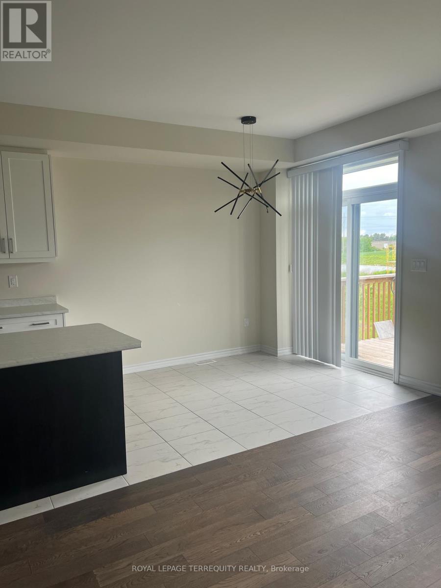 169 Vanilla Trail, Thorold, Ontario  L2V 0L2 - Photo 4 - X13101090