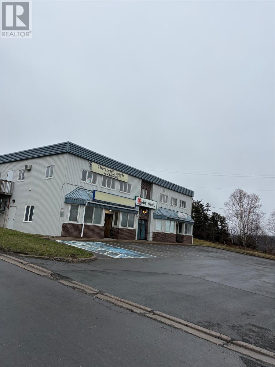 263 Memorial Drive, Clarenville, Newfoundland & Labrador   - Photo 1 - 1296897