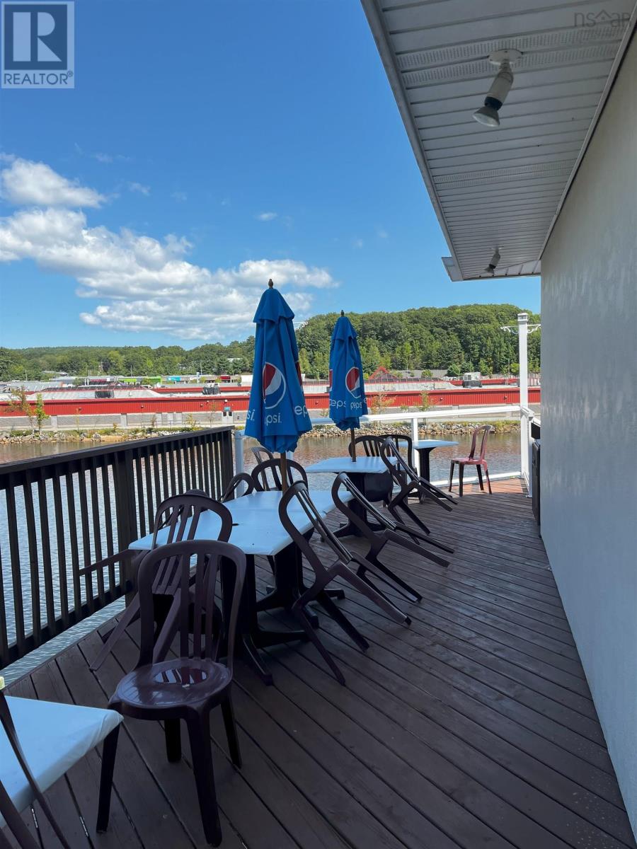434 King Street, Bridgewtr, Nova Scotia  B4V 1A9 - Photo 9 - 202522926