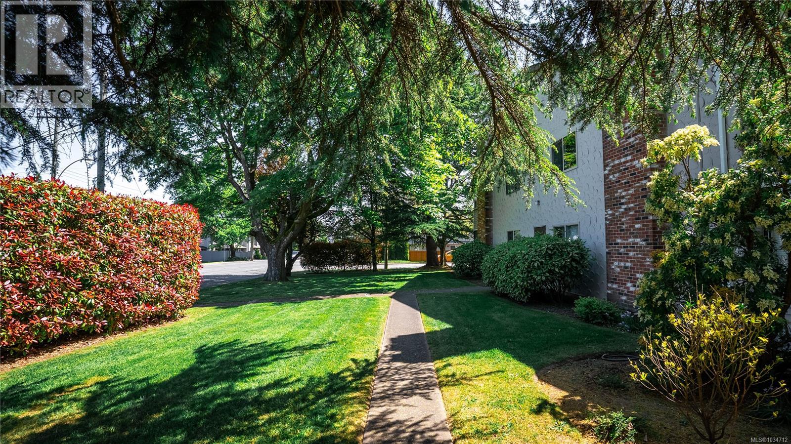 403 3170 Irma St, Victoria, British Columbia  V9A 1S8 - Photo 4 - 1034712