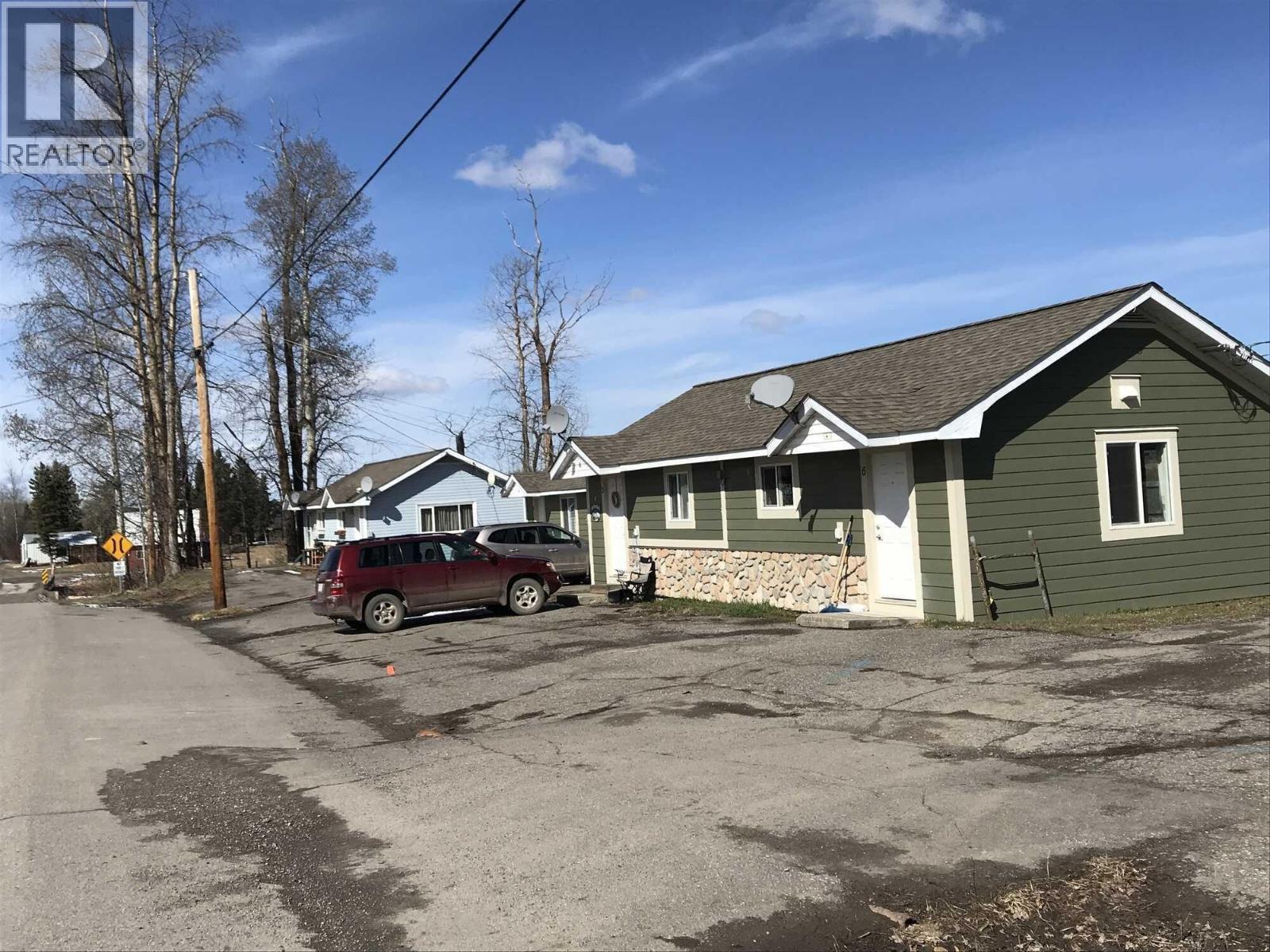 371 W Douglas Street, Vanderhoof, British Columbia  V0J 0A8 - Photo 1 - R3121253