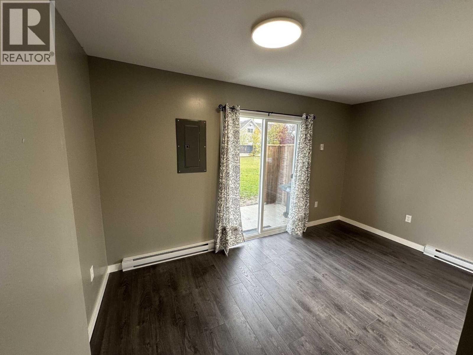 371 W Douglas Street, Vanderhoof, British Columbia  V0J 0A8 - Photo 11 - R3121253