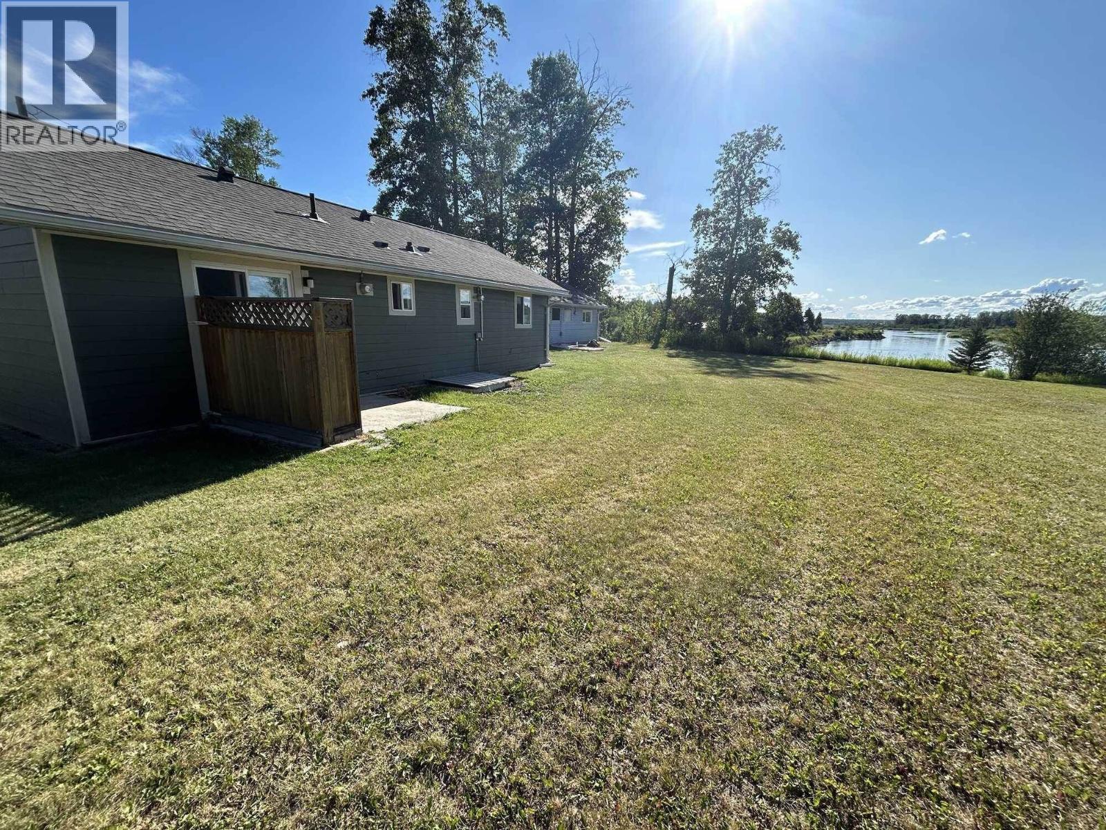 371 W Douglas Street, Vanderhoof, British Columbia  V0J 0A8 - Photo 4 - R3121253
