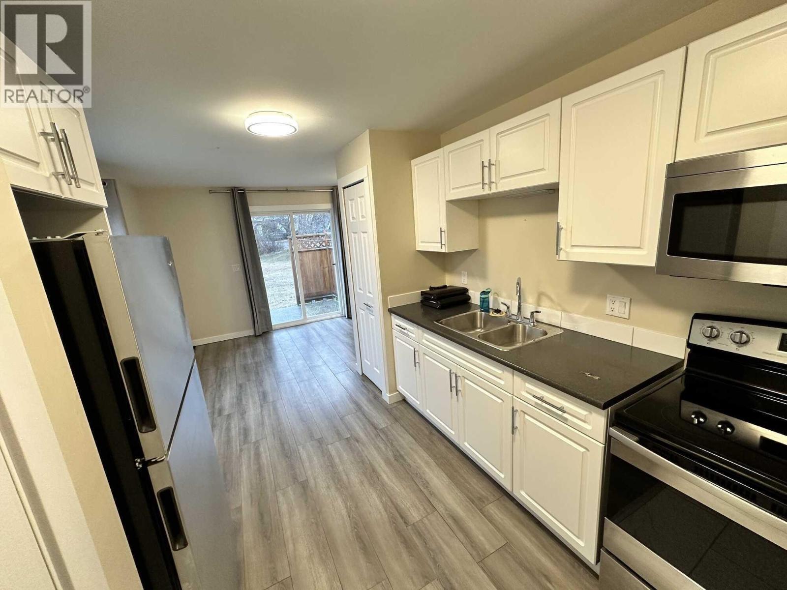371 W Douglas Street, Vanderhoof, British Columbia  V0J 0A8 - Photo 7 - R3121253