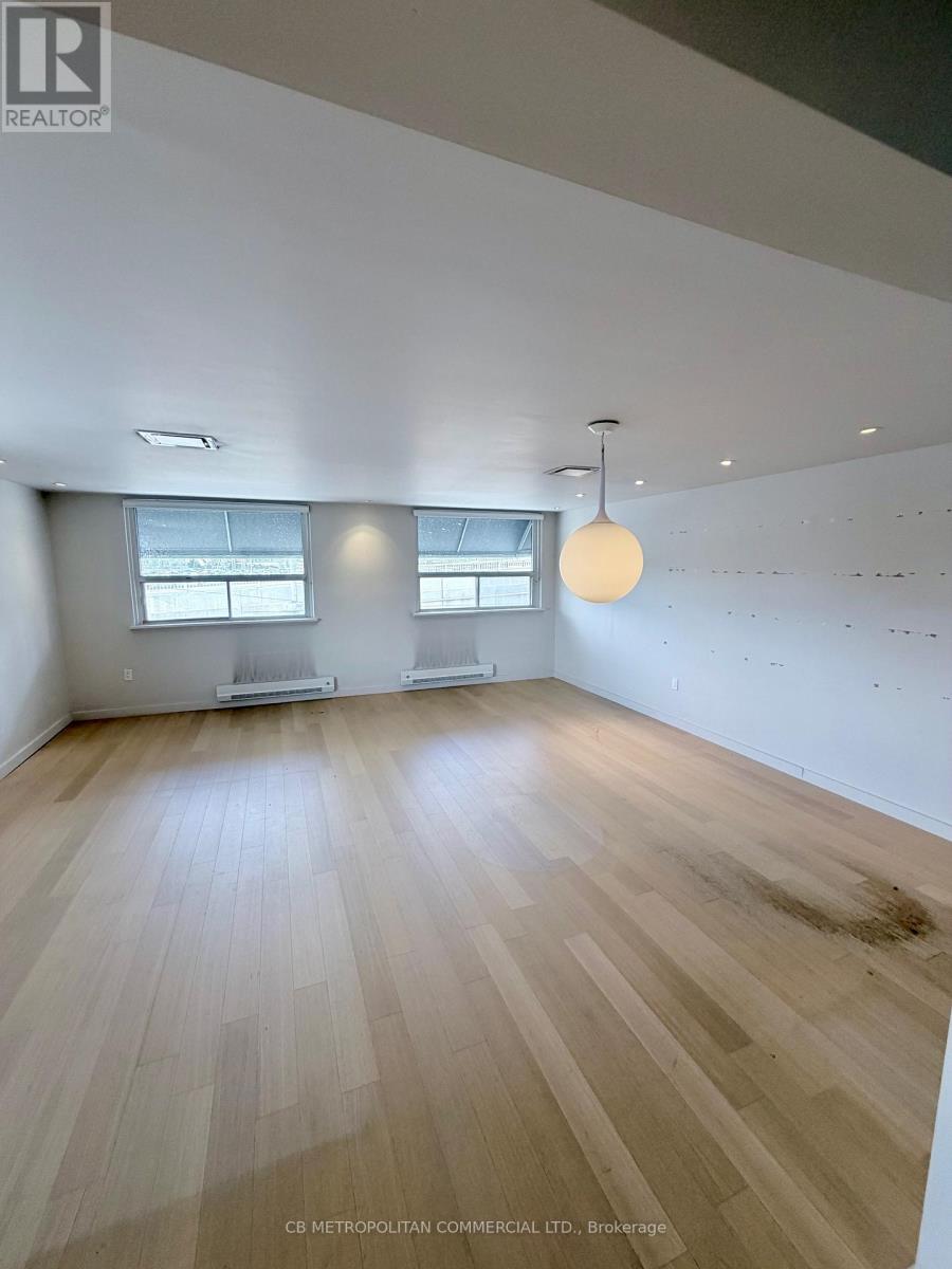 897 Kipling Avenue, Toronto, Ontario  M8Z 5H3 - Photo 6 - W13020366