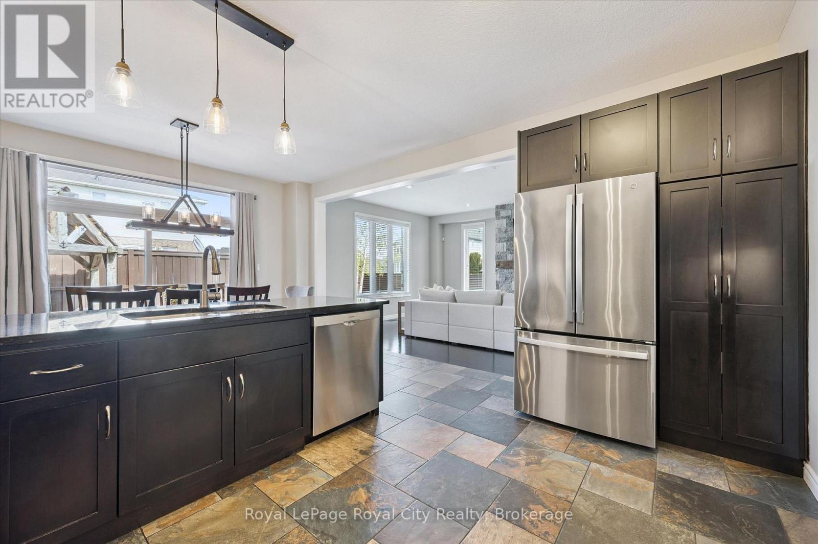 24 Popham Drive, Guelph (Grange Road), Ontario  N1E 0B8 - Photo 15 - X13086298