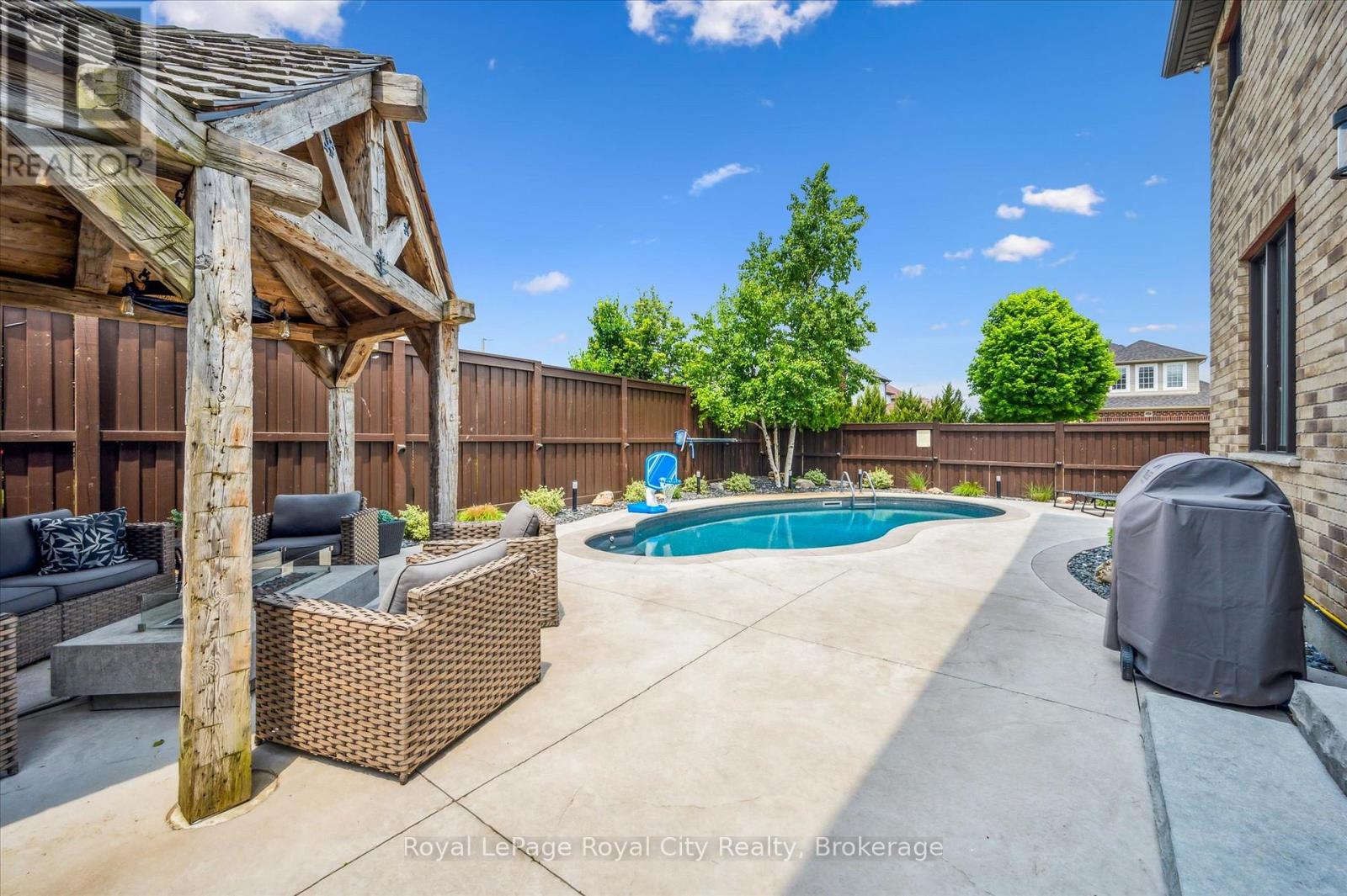 24 Popham Drive, Guelph (Grange Road), Ontario  N1E 0B8 - Photo 39 - X13086298