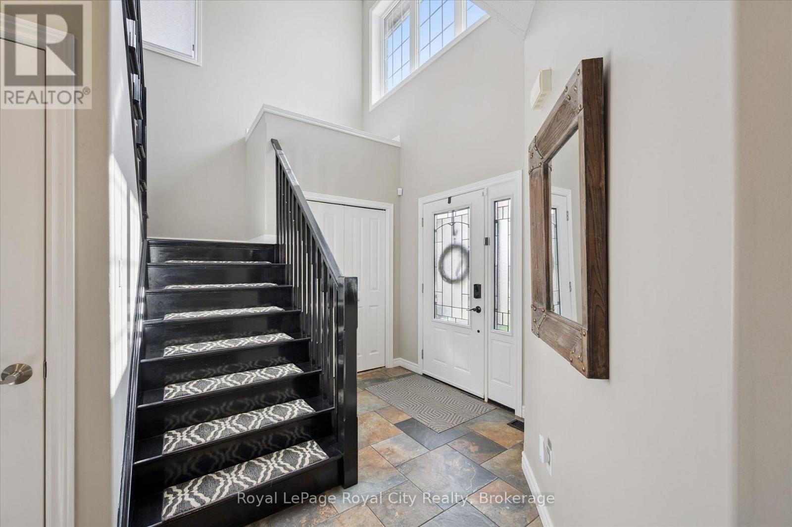 24 Popham Drive, Guelph (Grange Road), Ontario  N1E 0B8 - Photo 7 - X13086298