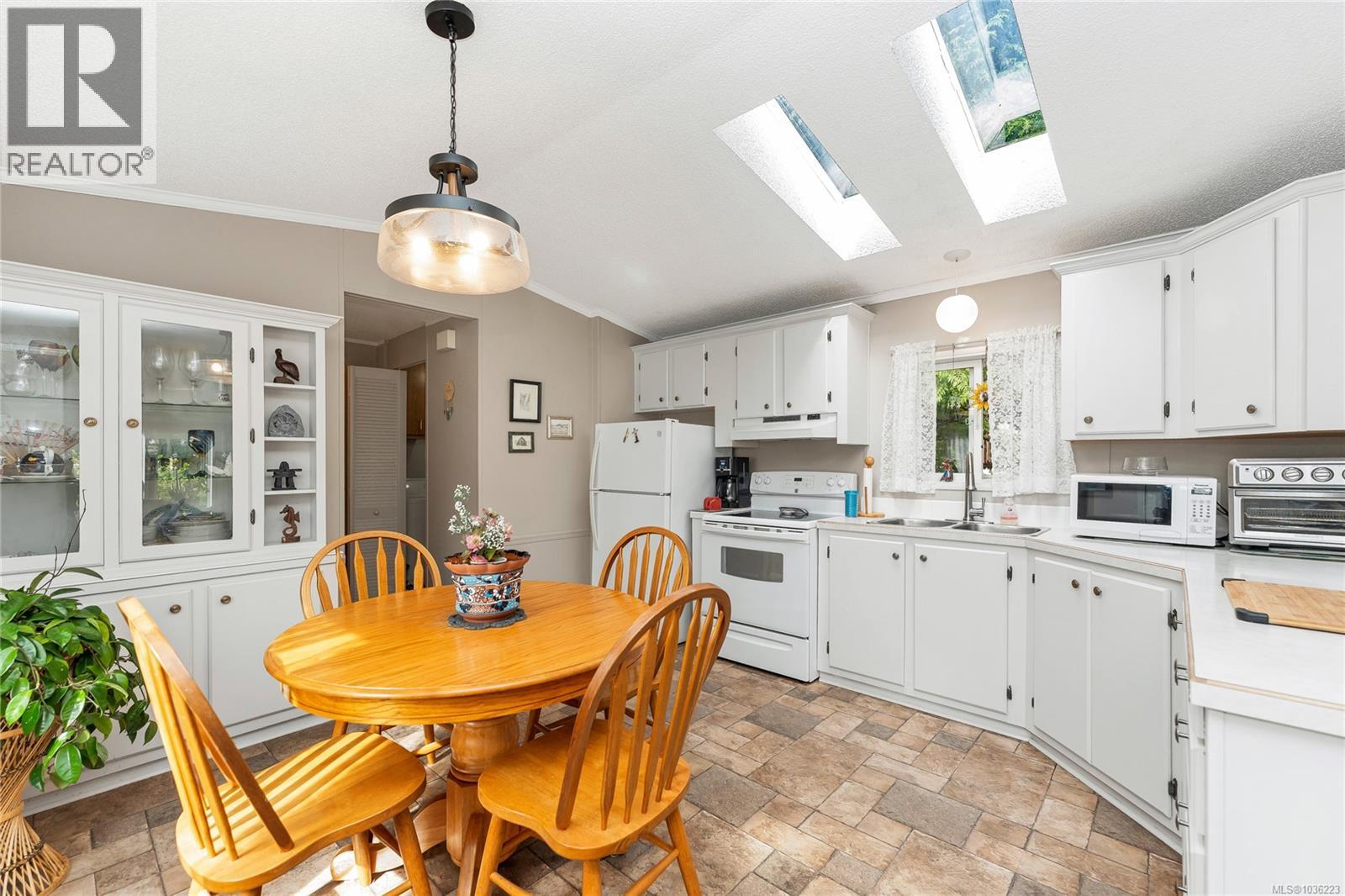 1061 Waterman Rd, Mill Bay, British Columbia  V0R 2P0 - Photo 5 - 1036223