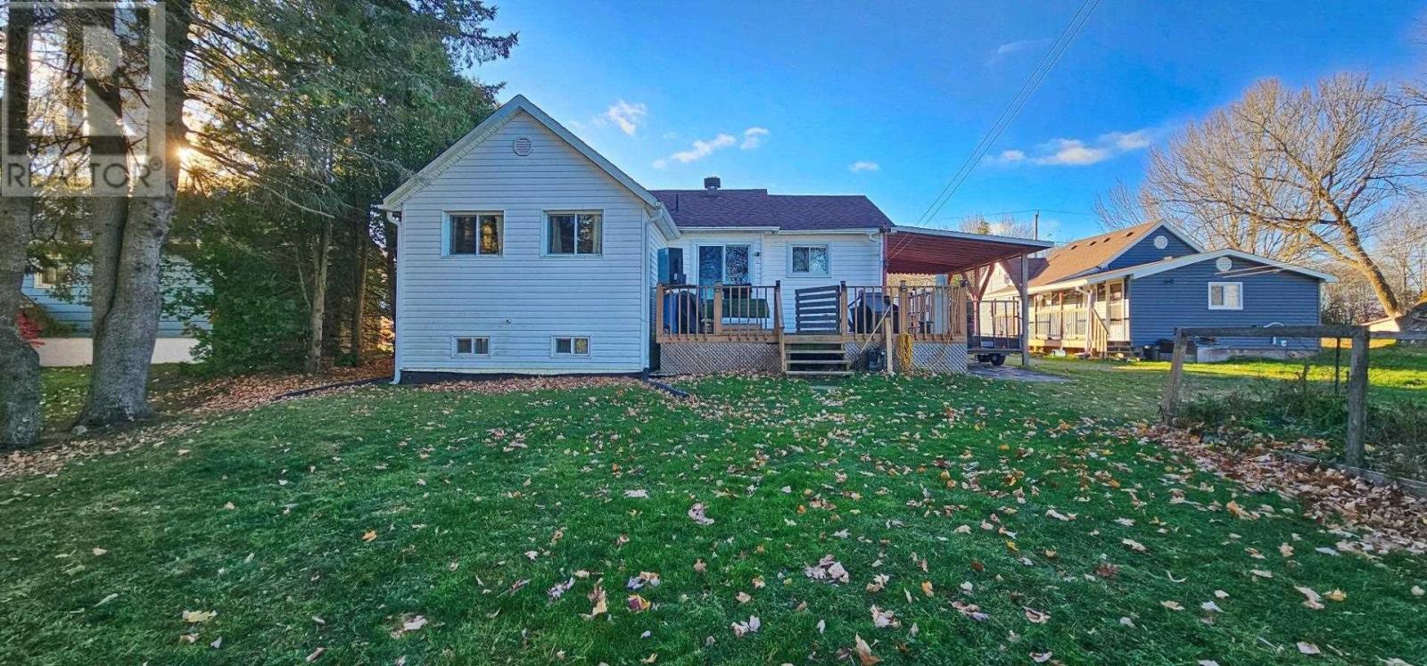 141 Federation St, Thessalon, Ontario  P0R 1L0 - Photo 12 - SM253230