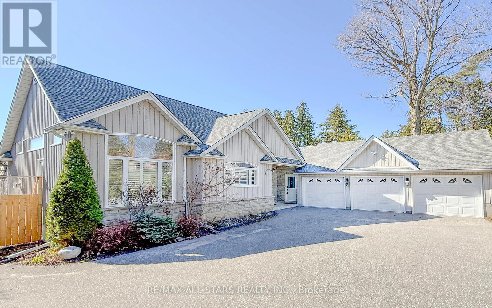 253 Stephenson Point Road, Scugog, Ontario  L9L 1B4 - Photo 2 - E13101504