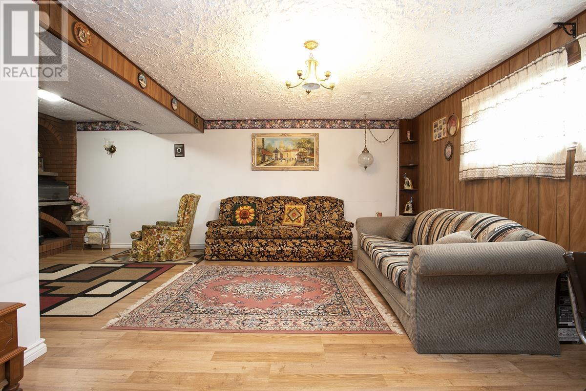 33 Kingsmount Blvd, Sault Ste. Marie, Ontario  P6B 3L7 - Photo 43 - SM260885