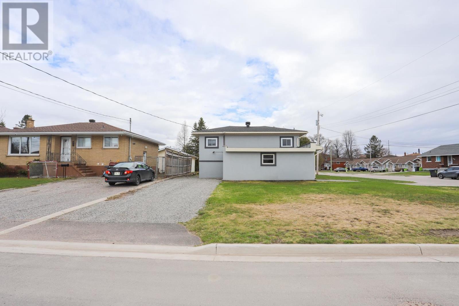 163 Ruth St, Sault Ste. Marie, Ontario  P6C 2E8 - Photo 5 - SM260886