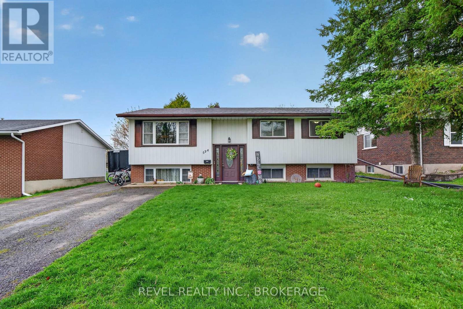 694 HIGH GATE PARK DRIVE, Kingston, Ontario