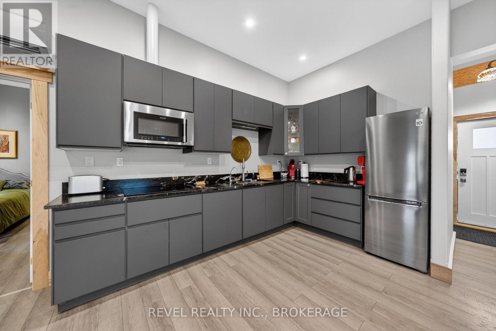 2207 Wellington Street, Frontenac, Ontario  K0H 1H0 - Photo 12 - X13101372