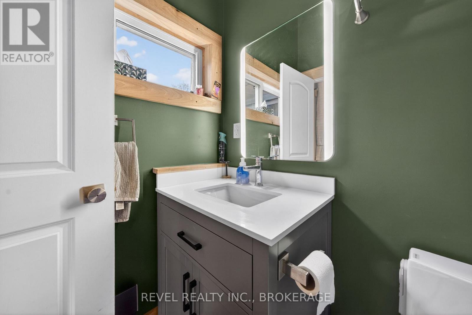 2207 Wellington Street, Frontenac, Ontario  K0H 1H0 - Photo 19 - X13101372