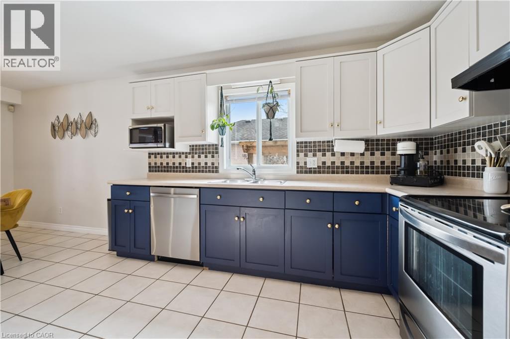 758 Victoria Terrace, Fergus, Ontario  N1M 3E7 - Photo 12 - 40809491