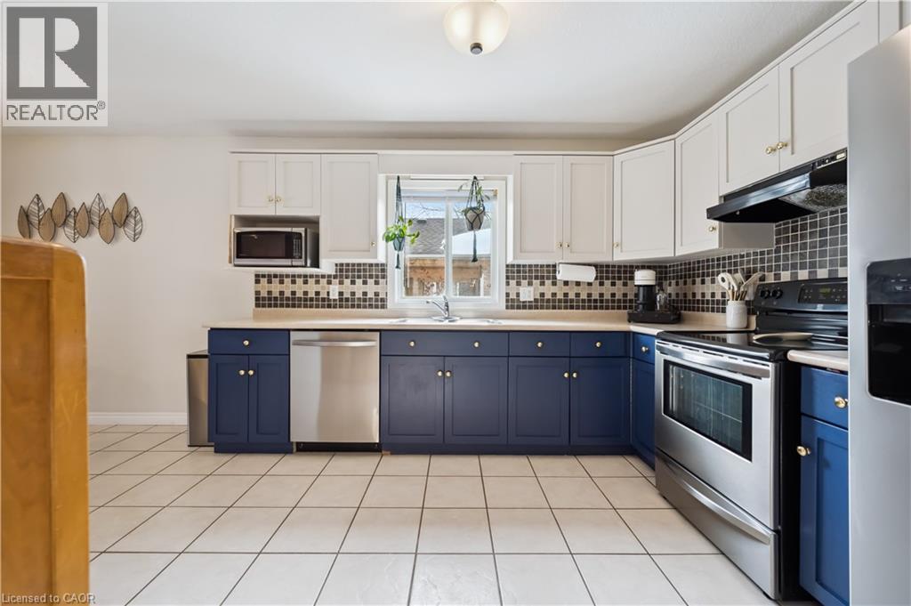 758 Victoria Terrace, Fergus, Ontario  N1M 3E7 - Photo 11 - 40809491