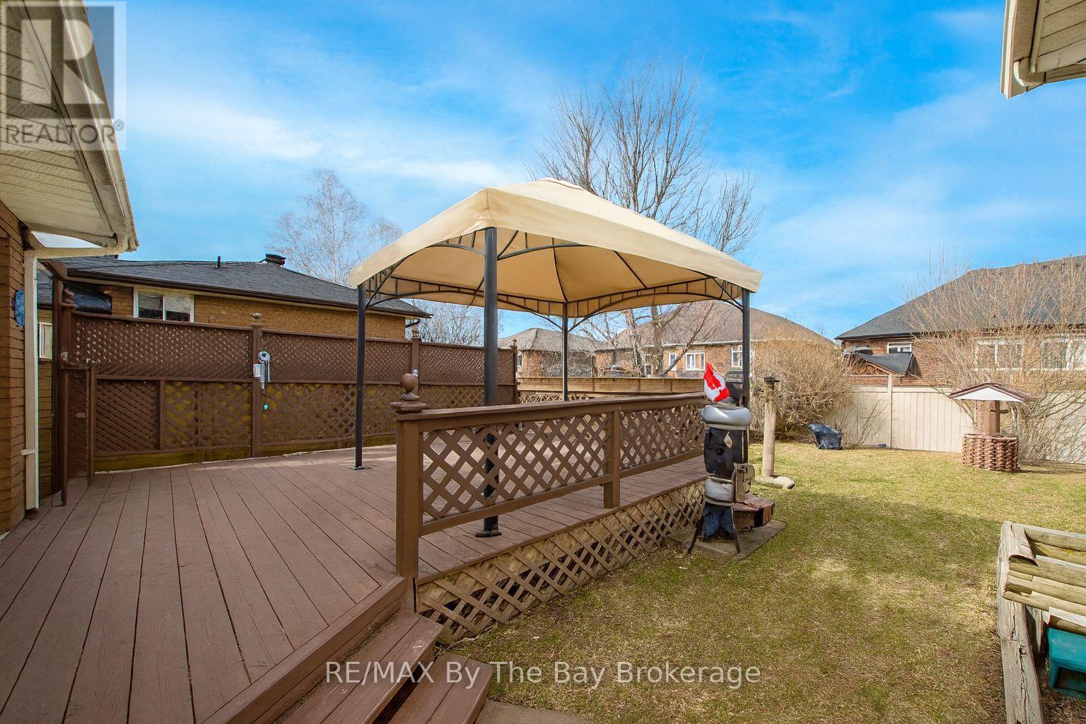 229 Datas Drive E, Clearview, Ontario  L0M 1S0 - Photo 5 - S13101416