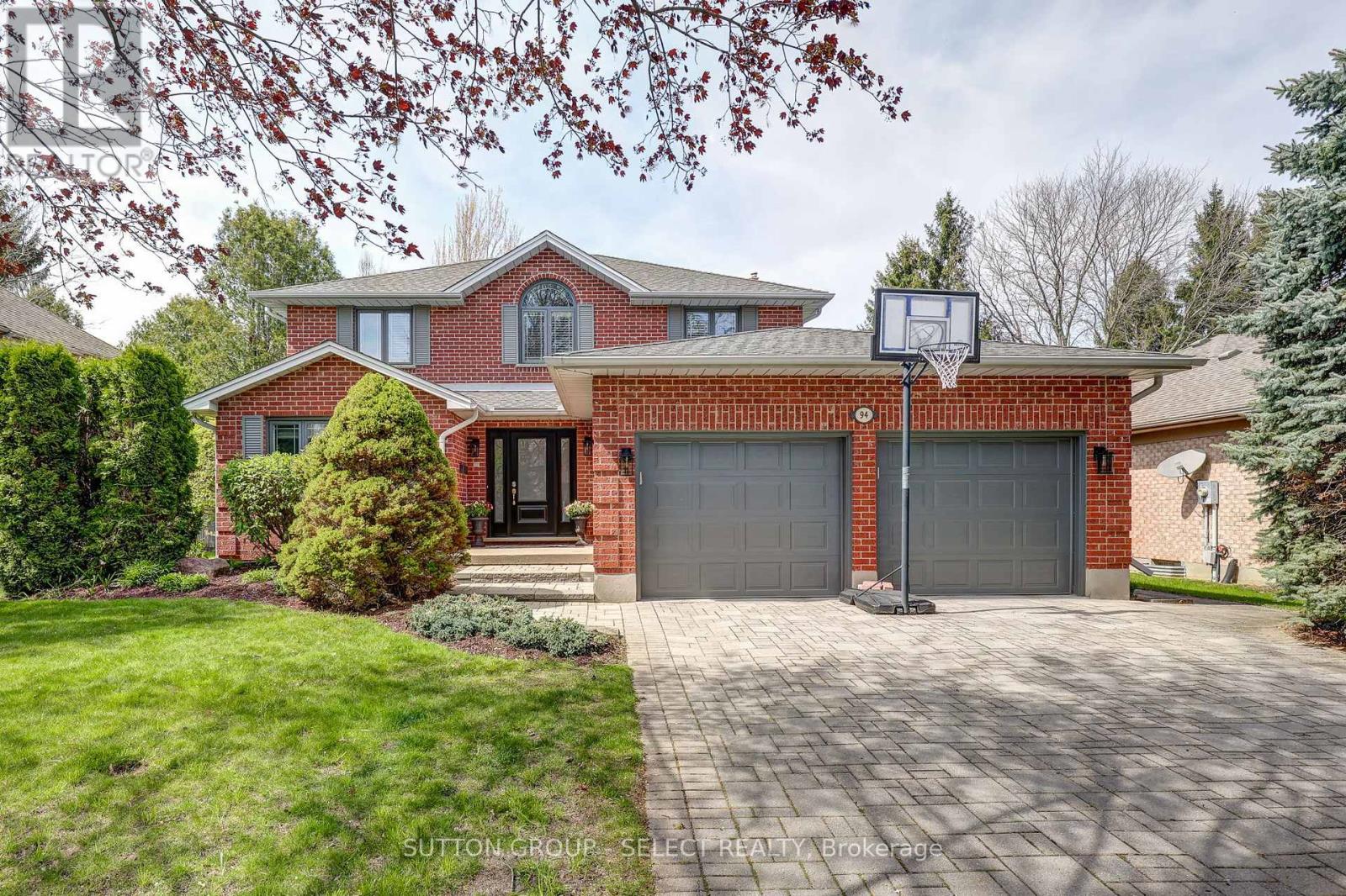 94 CARRIAGE HILL DRIVE, London North, Ontario