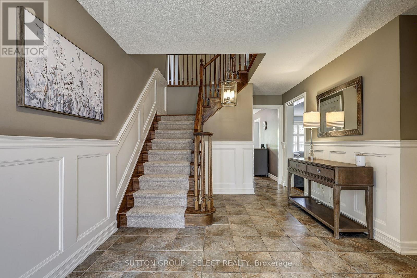 94 Carriage Hill Drive, London North, Ontario  N5X 3W9 - Photo 5 - X13101274