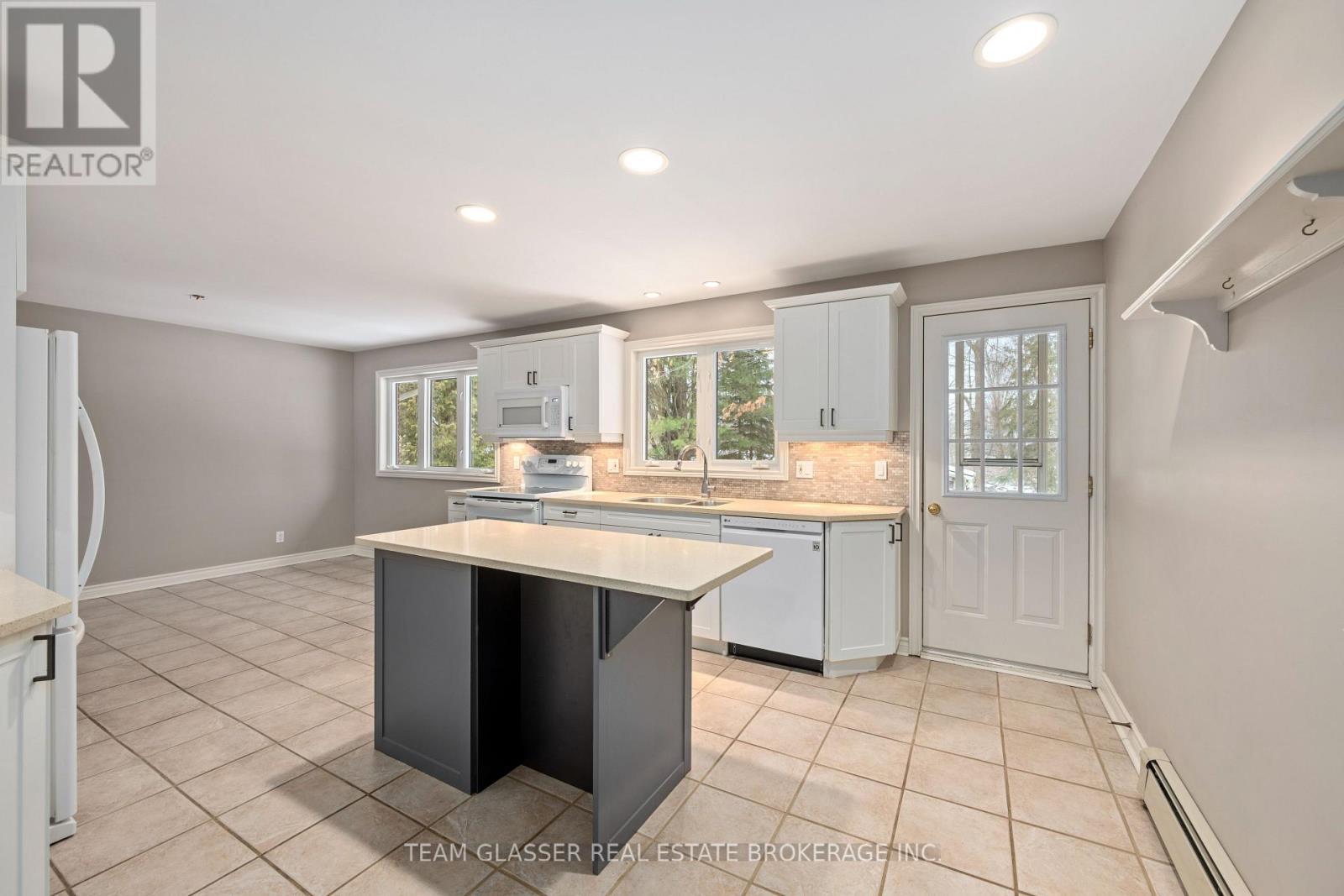 78 Dennis Avenue, London South, Ontario  N6P 1B5 - Photo 11 - X13101322