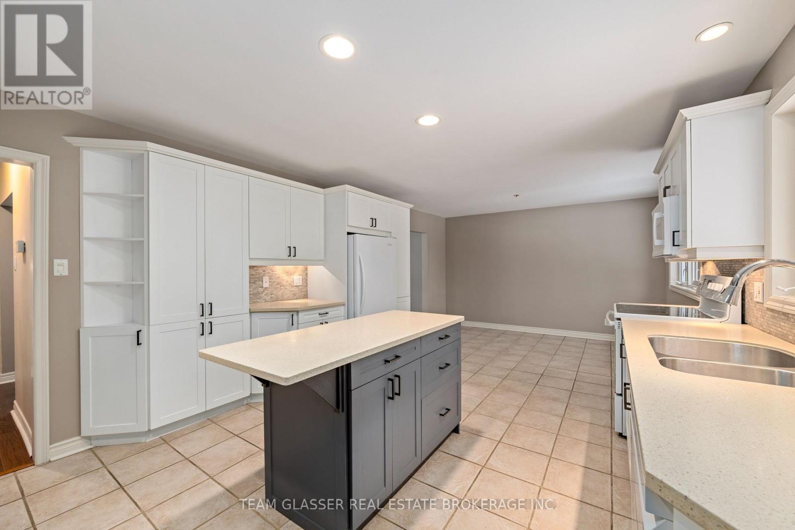 78 Dennis Avenue, London South, Ontario  N6P 1B5 - Photo 12 - X13101322