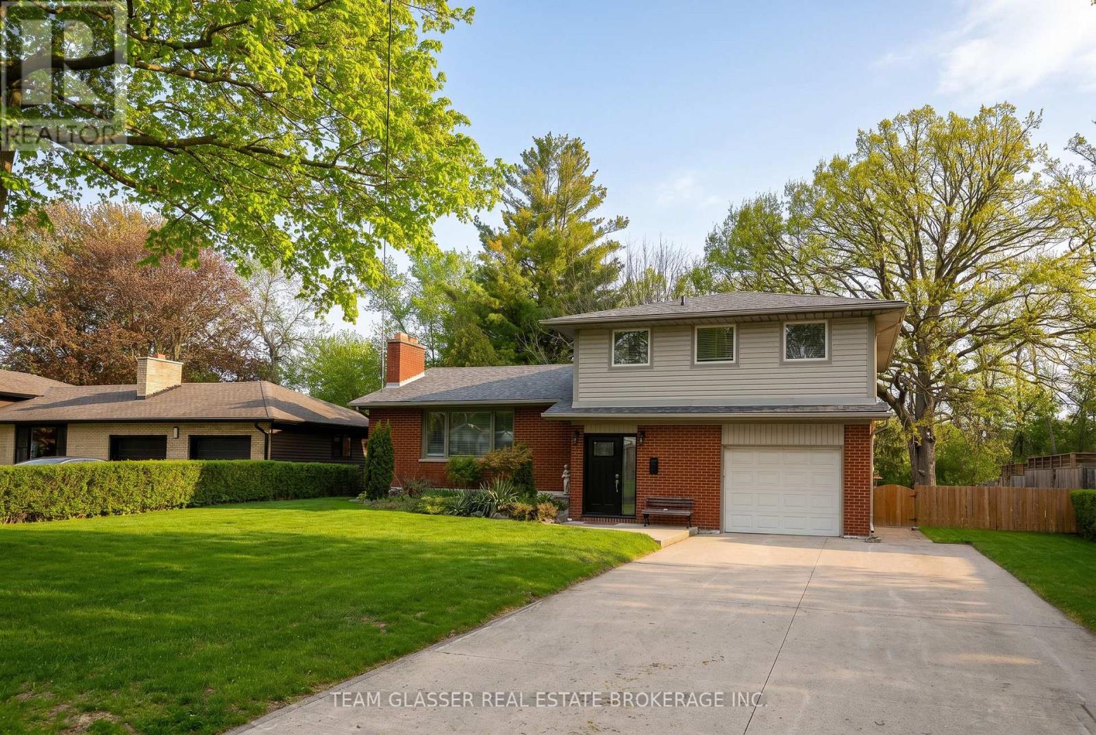 78 Dennis Avenue, London South, Ontario  N6P 1B5 - Photo 2 - X13101322
