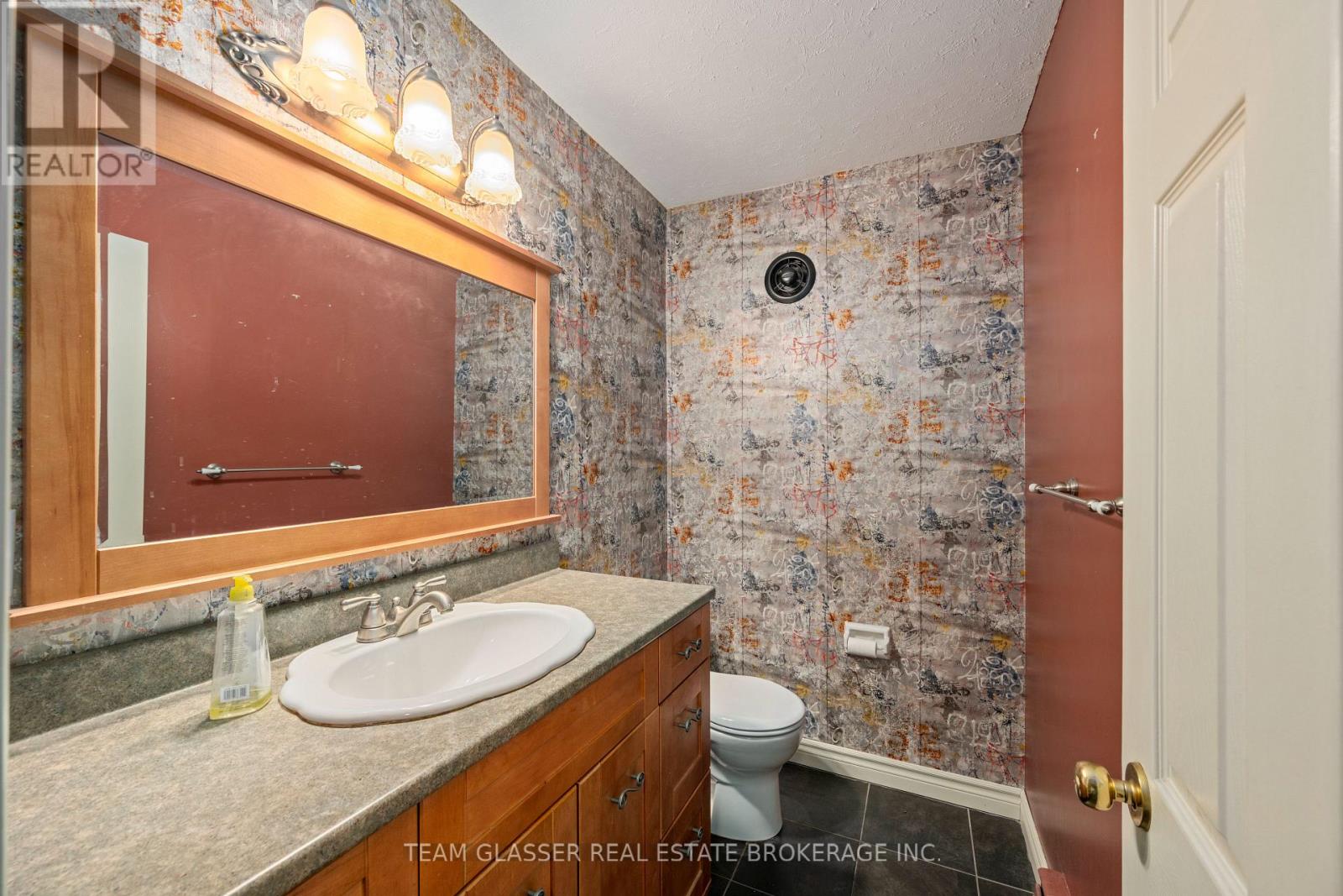 78 Dennis Avenue, London South, Ontario  N6P 1B5 - Photo 8 - X13101322