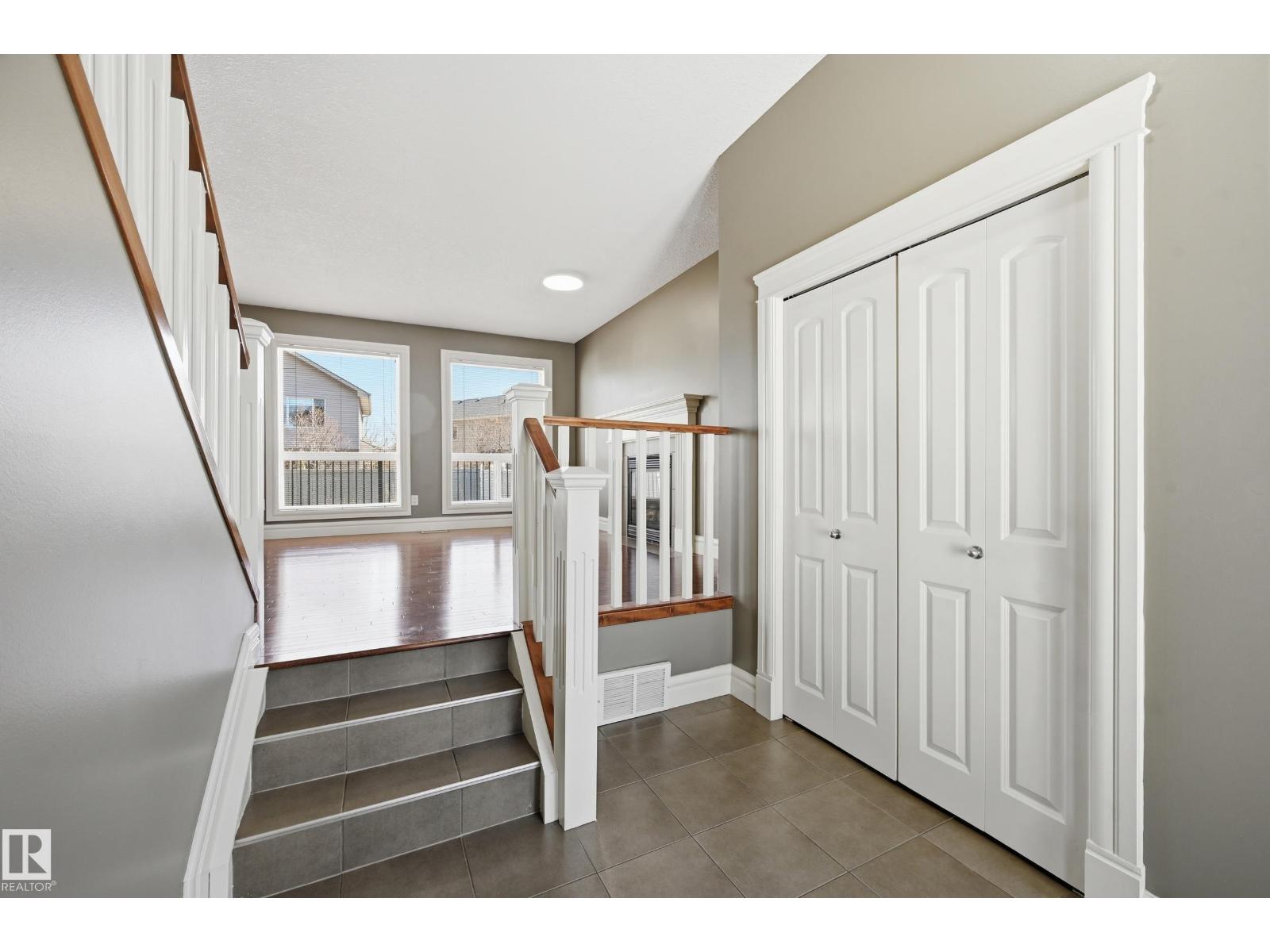 16411 43 St Nw Nw, Edmonton, Alberta  T5Y 0H8 - Photo 3 - E4486507