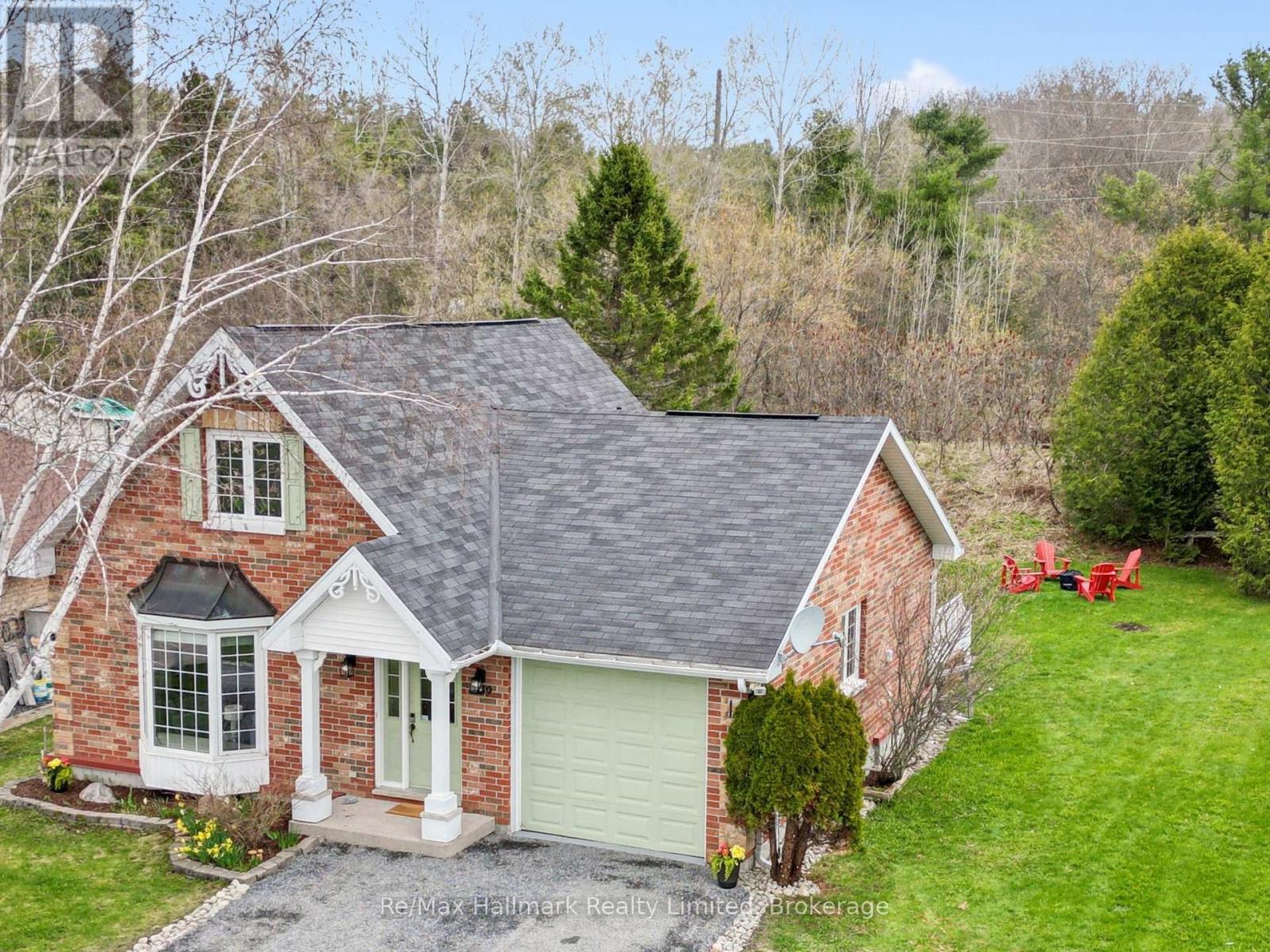 139 Milton Street, Bracebridge, Ontario  P1L 2G4 - Photo 2 - X13101180
