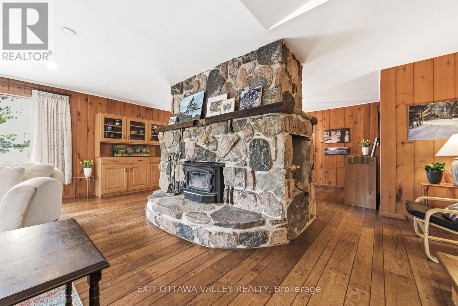 71 Delaney Lane, Laurentian Hills, Ontario  K0H 1P0 - Photo 12 - X13101202