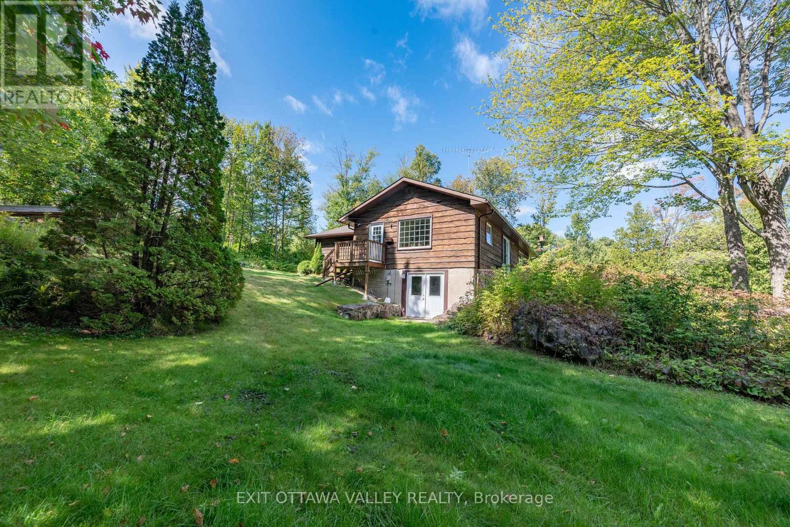 71 Delaney Lane, Laurentian Hills, Ontario  K0H 1P0 - Photo 33 - X13101202