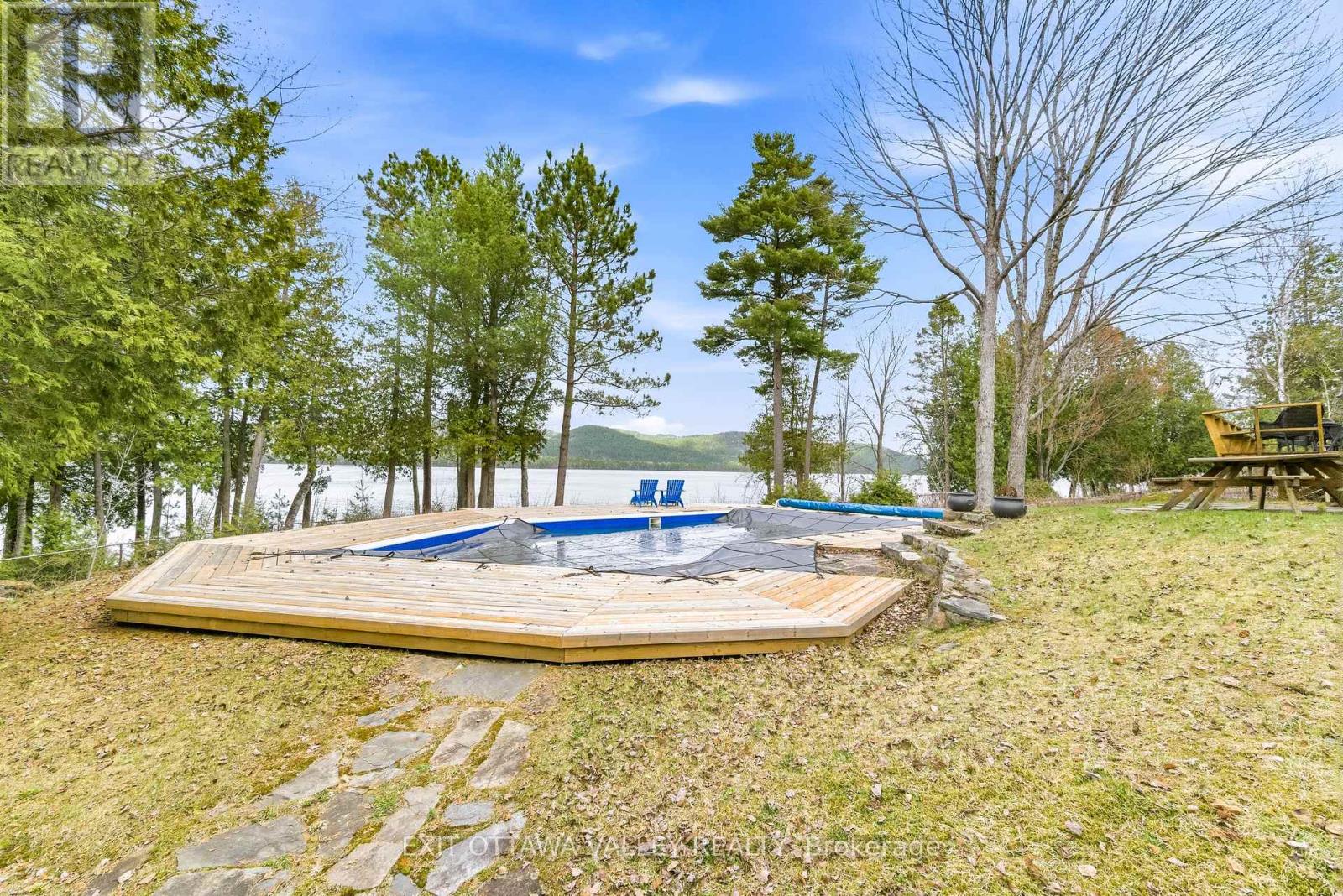 71 Delaney Lane, Laurentian Hills, Ontario  K0H 1P0 - Photo 35 - X13101202