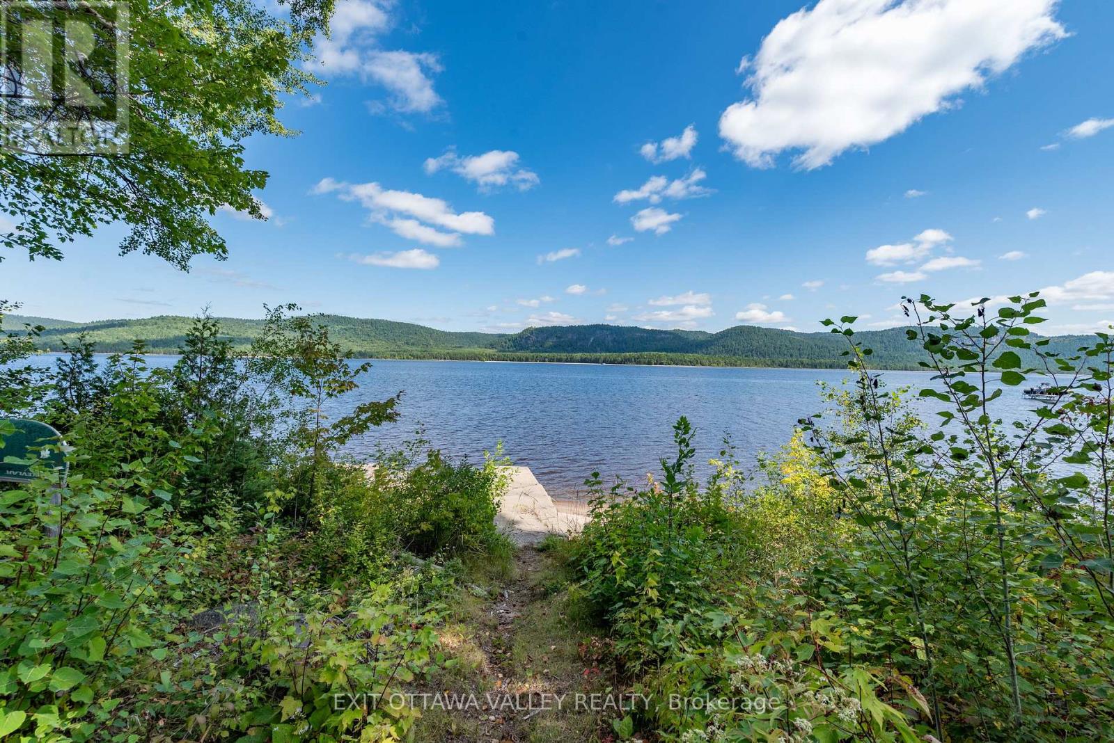 71 Delaney Lane, Laurentian Hills, Ontario  K0H 1P0 - Photo 37 - X13101202