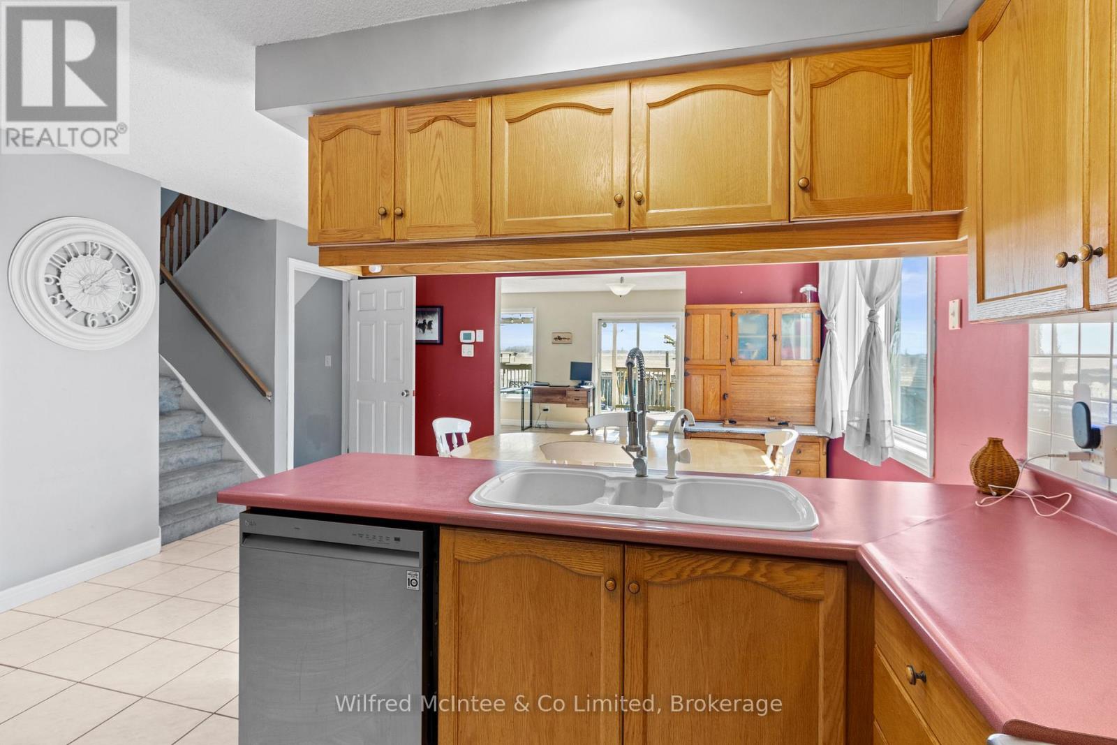 59 Dales Drive, Mapleton, Ontario  N0G 1P0 - Photo 11 - X13101262