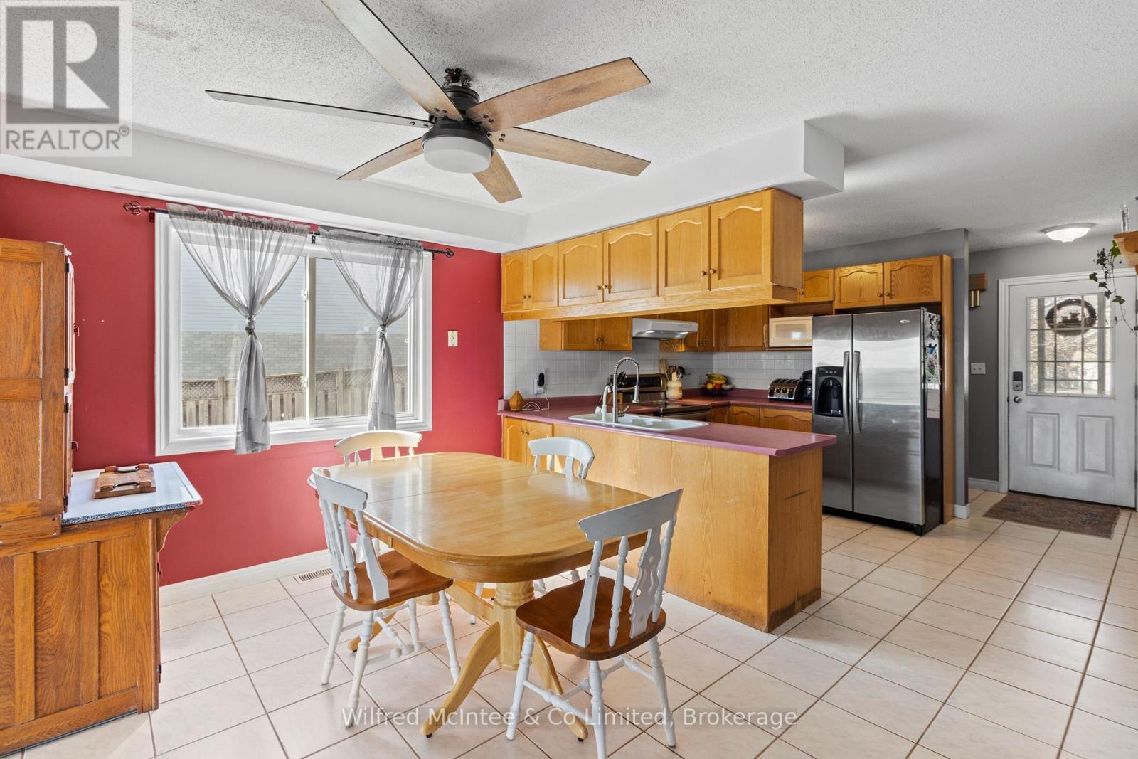 59 Dales Drive, Mapleton, Ontario  N0G 1P0 - Photo 4 - X13101262