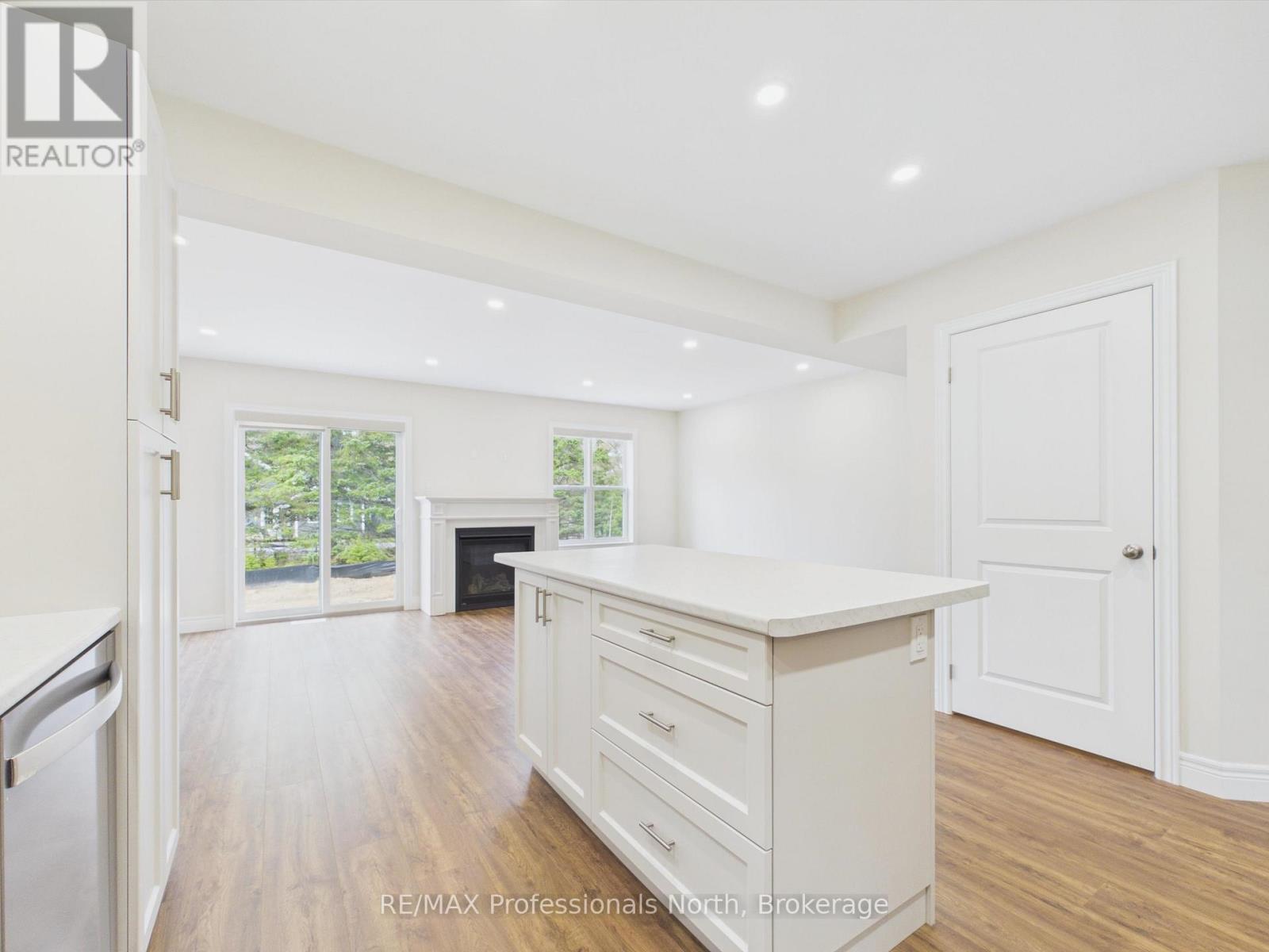 18 Mcconnell Crescent, Bracebridge, Ontario  P1L 0N7 - Photo 10 - X13101278