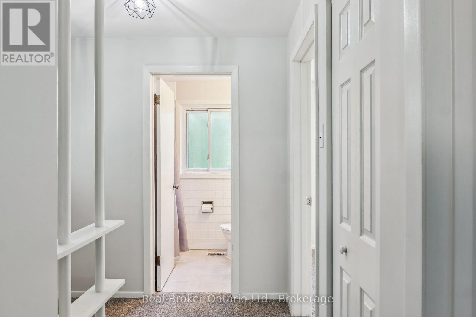 499 Krug Street, Kitchener, Ontario  N2B 1L2 - Photo 25 - X13101562