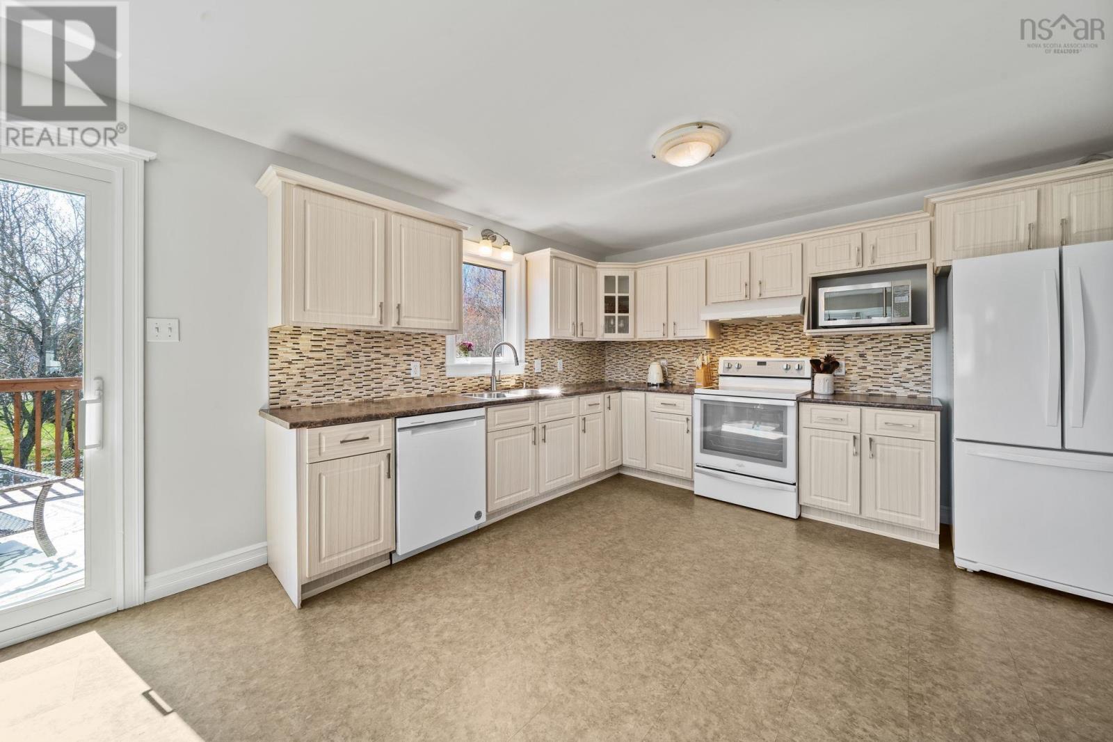 5 Fury Drive, Dartmouth, Nova Scotia B3A 4Y1 - Photo 11 - 202610199