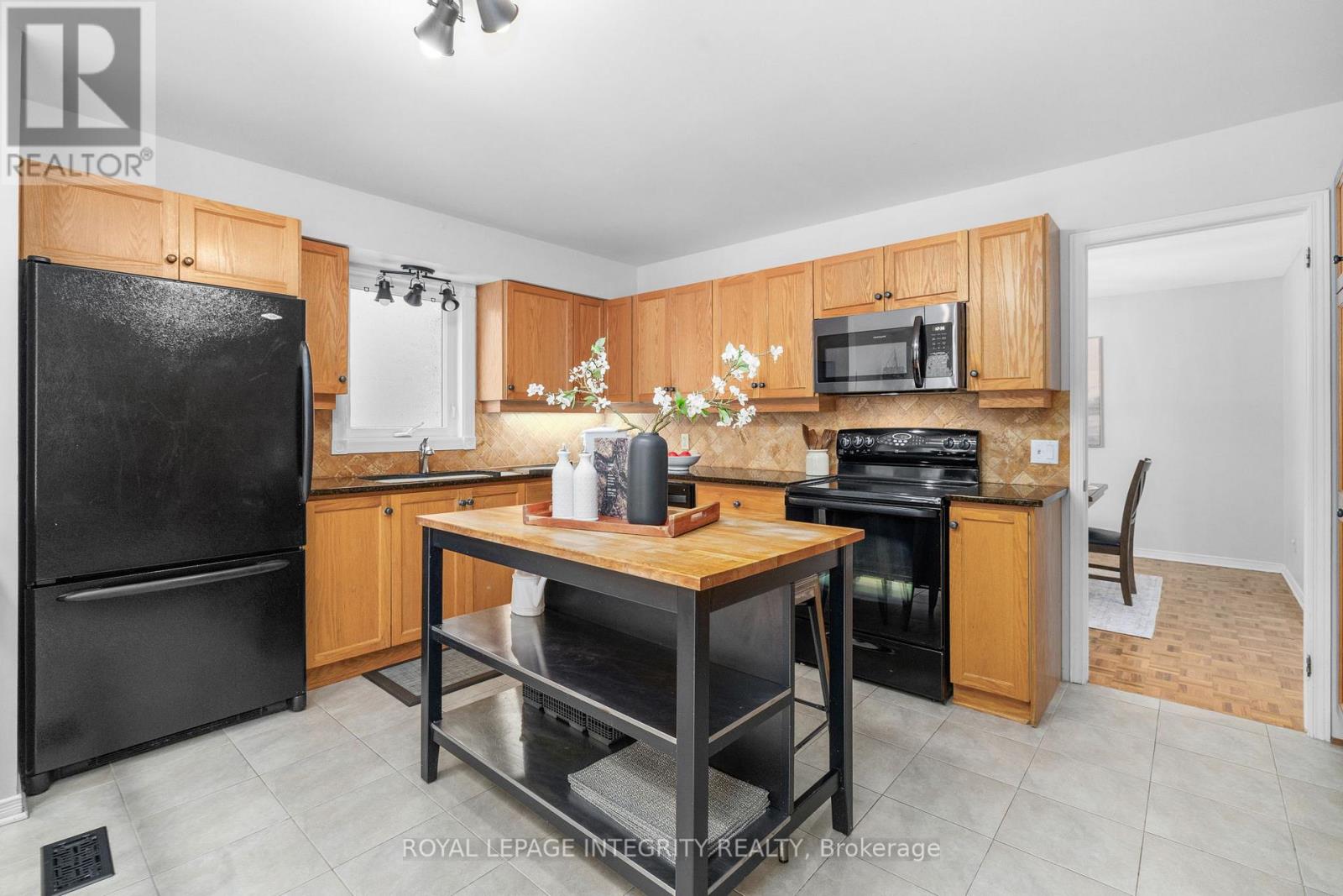 4 Hackett Street, Ottawa, Ontario  K1V 0P8 - Photo 14 - X13101228