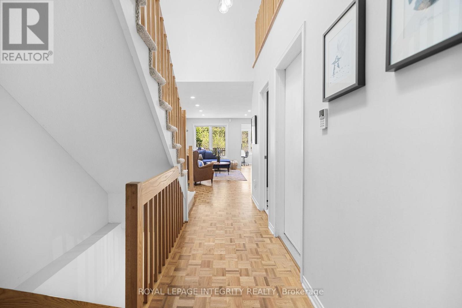 4 Hackett Street, Ottawa, Ontario  K1V 0P8 - Photo 3 - X13101228