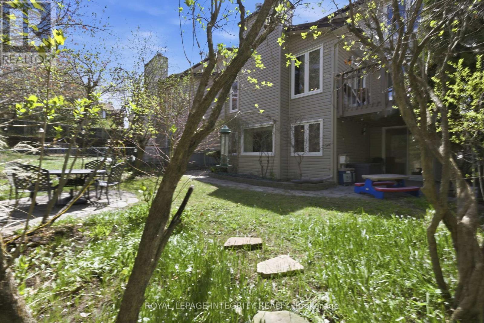 4 Hackett Street, Ottawa, Ontario  K1V 0P8 - Photo 43 - X13101228